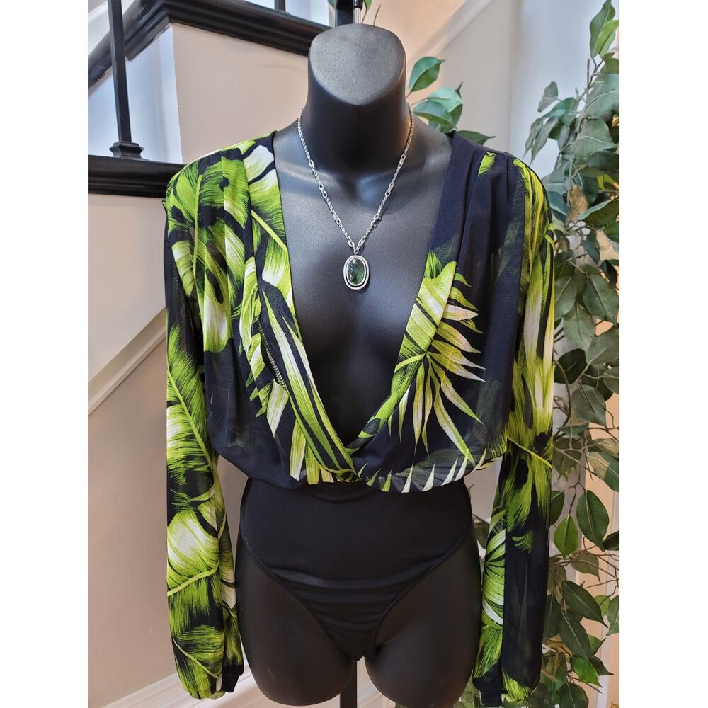 A3 DESIGN Bodysuit Women's Size M Black Green Tropical Leaf Print Long Sleeve